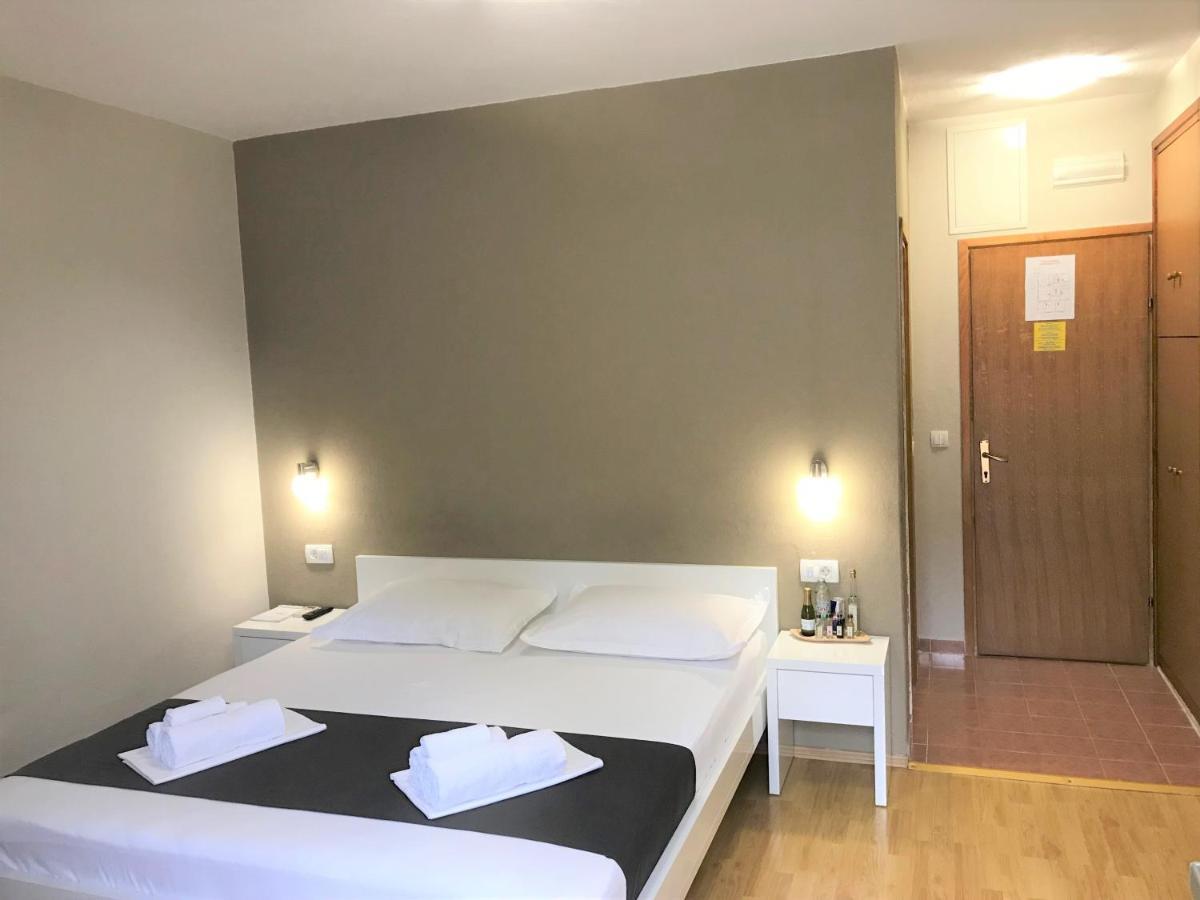 Berulia Accommodation Brela Kültér fotó